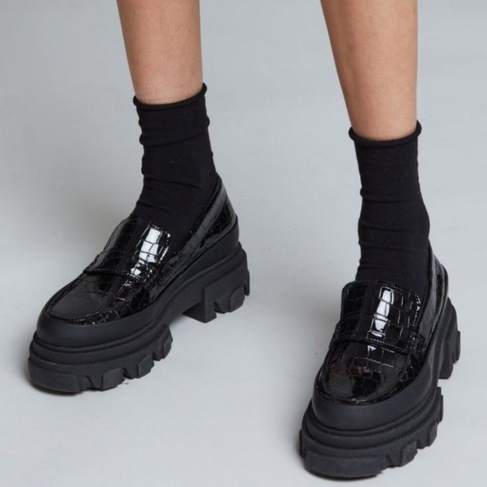 Ganni Chunky Platform Loafers in Black Croc 40 10